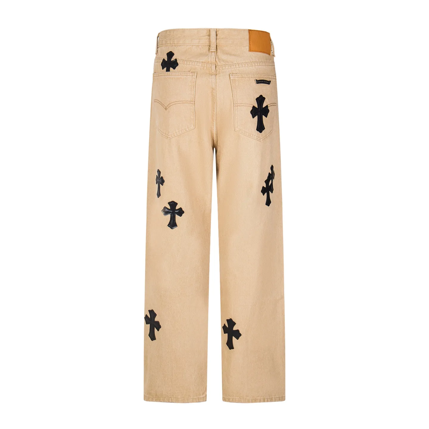 P240 Chrome Hearts 2025 New Miami Limited Couple Washed Jeans with Multiple Black Cross Leather Labels is a hot item this season and is sought after by countless celebrities and fashionistas. The neat details of the cutting process add color to the playful fashion! The neat and meticulous design, and the well-fitting structure is unique. The upper body not only has outstanding recognition, but also looks younger and younger. A style with the ultimate wearing meaning and performance, gorgeous color matching, and the craftsmanship of this style is also extremely extraordinary. After the finished product is washed, it is disassembled and hand-made with sheepskin cross leather and then spliced ​​together to complete. The whole piece has too many craftsmanship to describe. It is decorated with patchwork cross flowers and high-waisted washed jeans! ! Absolutely high-end luxury product, a god-level single product, a super popular product, made with top heavy industry, a magic weapon that cannot be missed in the street. Style number: 1866# Size: 28 30 32 34 Color: khaki pink khaki black
